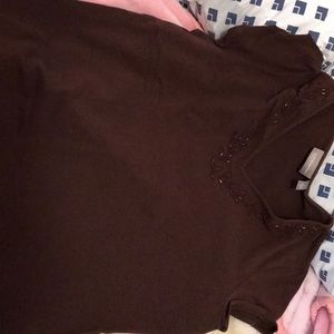 Simple but cute t shirt.